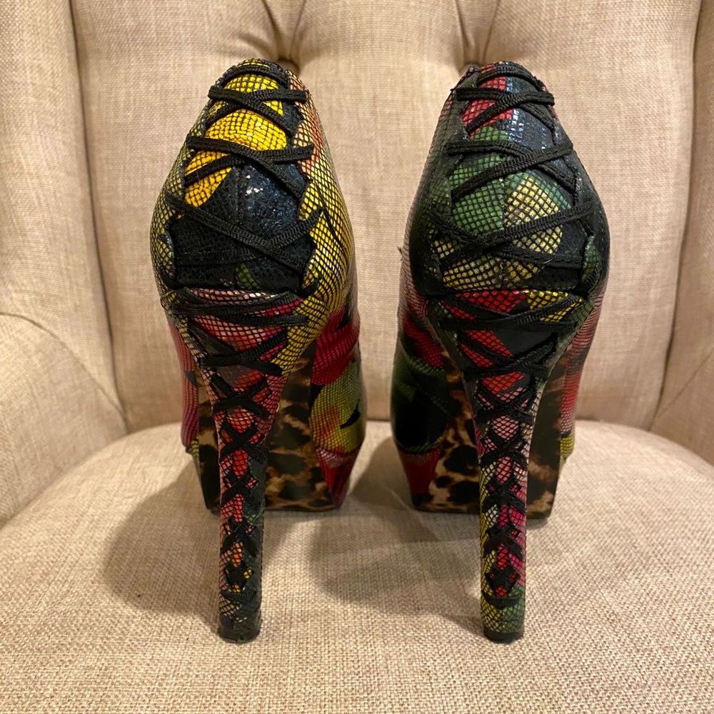 Betsy Johnson Ditan Heel Size 8.5